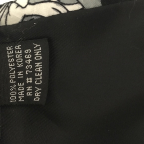 Vintage Bugs Bunny Tie, 1993 Warner Brothers Original - Picture 7 of 7